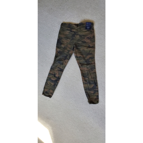 Gap Camo Jeggings - Picture 2 of 4
